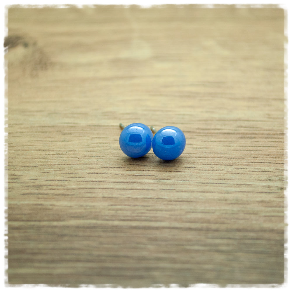 Ohrringe in 8 mm Stein hellblau