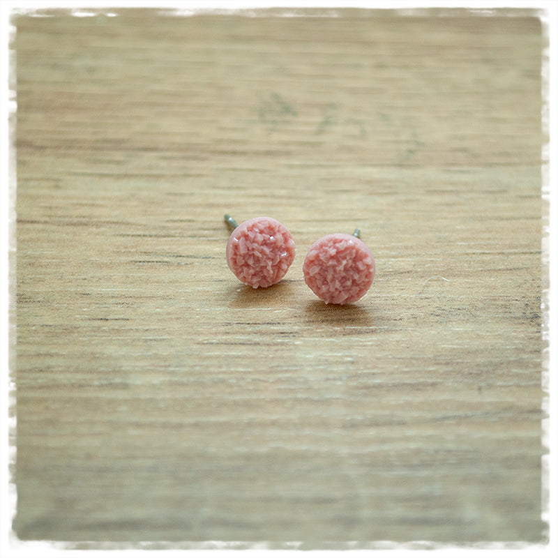 Ohrringe in 8 mm rosa mit Struktur